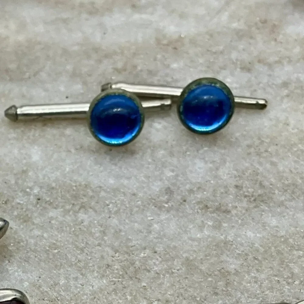 Vintage Blue Cabochon Silver Spring Toggle Clasp Cufflinks Gorgeous
